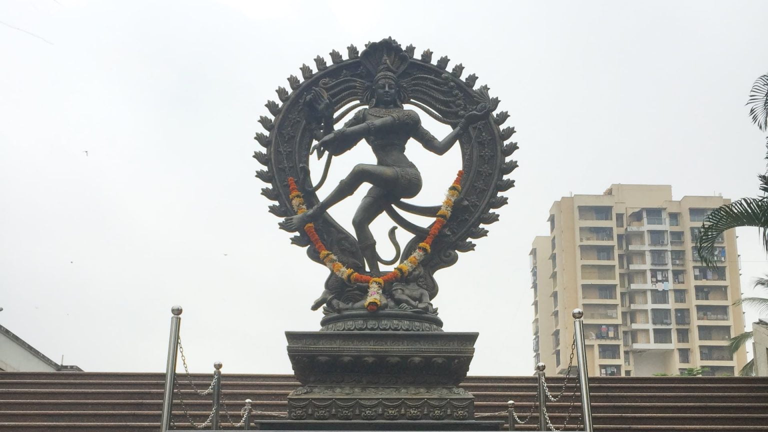 prabodhankar-borivali-natarag-statue